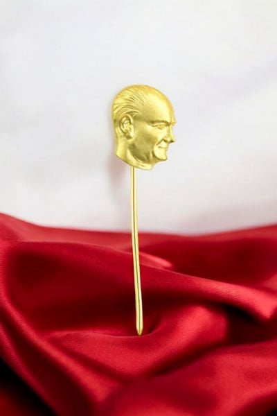 Altın Rozet Atatürk
