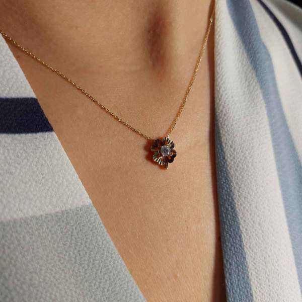 Taşlı Mini Çiçek Kolye 14 Ayar Altın 1.85 Gram