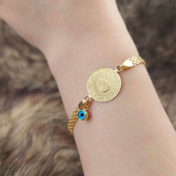 22 Ayar Yatırımlık Yeni Çeyrek Altınlı 14 Ayar Kordonlu Nazar Boncuklu Bileklik