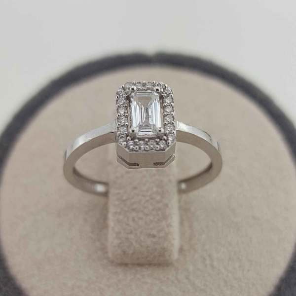 Baget Taşlı Altın Yüzük 14 Ayar 2.85 Gram ABYYZK0147